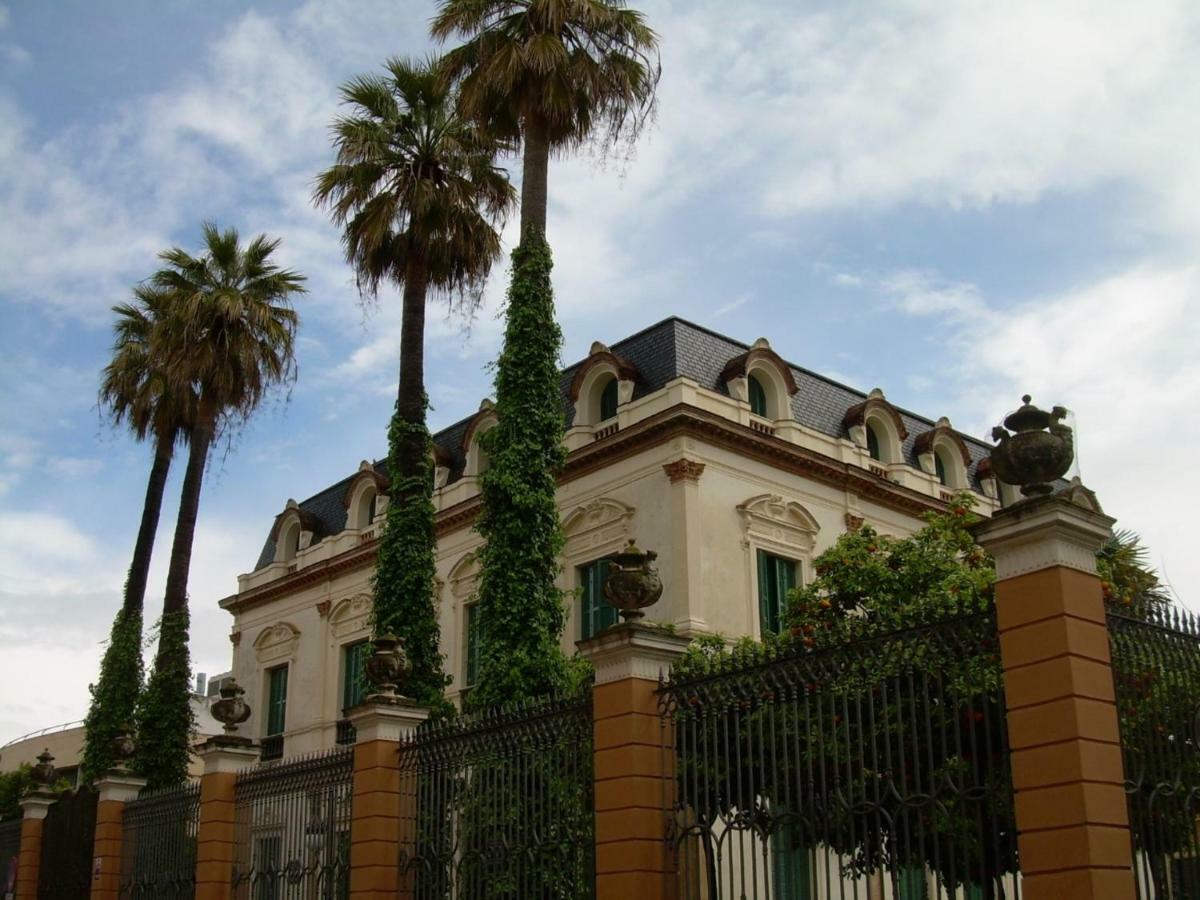 Medina Apartment And Parking Historical Center Seville Exterior photo